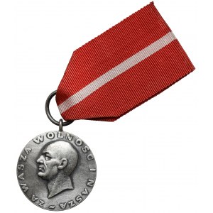 Kommunistische Partei, Medaille Für eure und unsere Freiheit