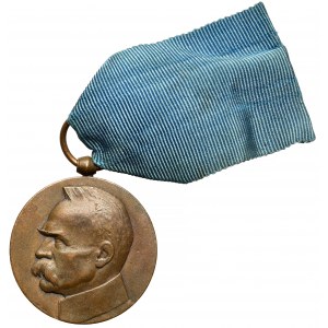 Medal Dziesięciolecia Odzyskanej Niepodległości 1918-1928