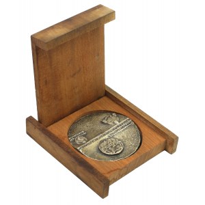 Medal, PTTK 1873-1973 - w drewnianym pudełku