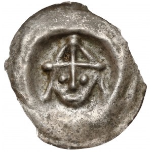 Brakteat - hlava (biskupa?) v mitře, naproti sobě