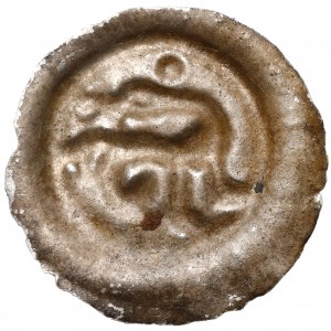 Brakteat - drak s hlavou obrácenou dozadu, pod koulí - Kujawy, Lestek Boleslawic (?)