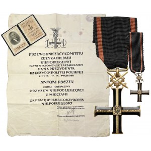 [ANTONI PĄCZEK] Kreuz der Unabhängigkeit mit Schwertern + Miniatur, Urkunde und Legitimation