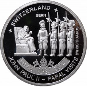 Ein Satz, 106 Stück von Münzen aus der Serie Päpstliche Besuche, wie auf den Münzen abgebildet.