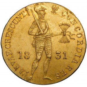 November Uprising, Ducat 1831 - dot in front of the torch