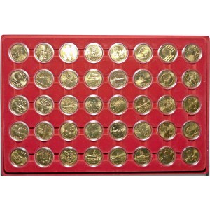 Set - Two-zloty coins totaling 160 pieces on 4 pallets