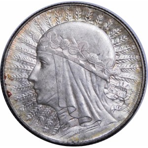 5 Gold Head of a Woman 1934