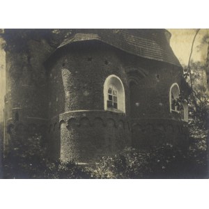 [SYNKOWICZE] Wisłocki, Adam (1888-1943) - Kościół gotycki z XV w. p. w. Przemienienia Pańskiego (absyda), fot...