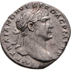 Traianus, 98 - 117, AR Denár, Rv:COS.V.P.P.SPQR.OPTIMO.PRINC., stojící