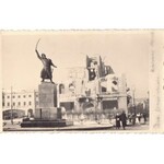 Sylwester Braun - Pomnik Jana Kilińskiego na Placu Krasińskich, 1940. Vintage print...