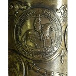 Niemcy, XVII-XIX wiek, srebrny puchar rodziny Kalau vom Hofe z jedenastoma monetami i medalami, J.Höhn, RARYTAS!