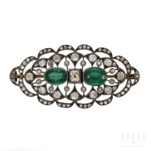 An oval openwork brooch, late 19th/early 20th century