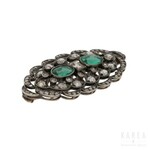 An oval openwork brooch, late 19th/early 20th century