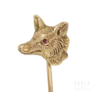 A tie pin with wolf’s head motif, 19th/20th century