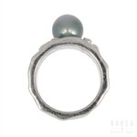A Tahiti pearl set ring, by MJM Atelier, 21st century
