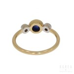 A sapphire cabochon ring, early 20th century