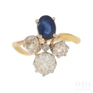 A diamond and sapphire ring, 1st half of 20th century