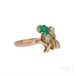 An Art Nouveau clover shaped ring, late 19th/early 20th century