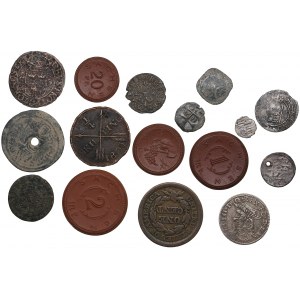 Lot of coins, tokens (16)