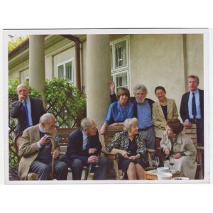 fotografia Spotkanie dziennikarzy i przyjaciół Tygodnika Powszechnego [Kraków 2007] [Jacek Woźniakowski, Leszek Kołakowski, Wisława Szymborska, Jerzy Illg, Zbigniew Mentzel i in.]