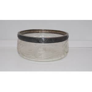 bol en verre muni d'une bande d'argent