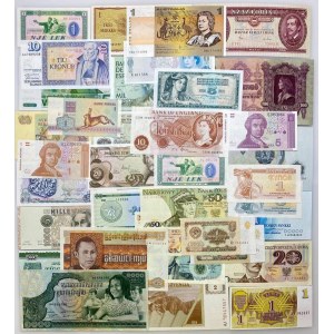 World Lot of 93 Banknotes 20th Century