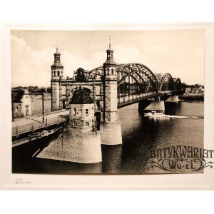 TYLŻA (ros. Советск). Most królowej Luizy; ok. 1925; fot. cz.-b., naklejona na arkusz papieru, st …