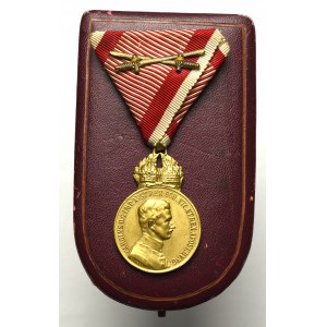 Austro-Hungary, Carol, Signum Laudis medal