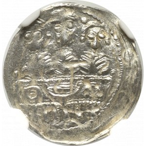 Bolesław IV Kędzierzawy, Denar - trzech za stołem NGC MS64