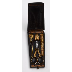 Europe, Sewing toolbox 19th century. - gold, enamel