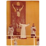 [Jan Pavel II. - první pouť do Polska - situační fotografie]. [2-10 VI 1979]....