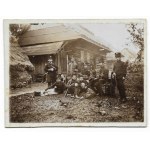 [ZALESZCZYKI und Umgebung - Expedition der Mittelschule im Blickfeld von Franciszek Goc - Situationsfotos]. [l. 10. 20. Jahrhundert]....