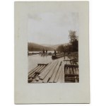 [ZALESZCZYKI and surroundings - junior high school expedition in the lens of Franciszek Goc - situational photographs]. [l. 10. 20th century]....