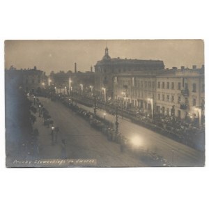 [KRAKOW - ashes of the bard Juliusz Słowacki brought to Krakow - situational photograph]. [28 VI 1927]...