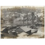 [NAFTA - Boryslav Basin - general view of oil mine shafts - situational photographs]. [l. 20./30....