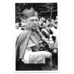 [WYSZYŃSKI Stefan - Primas während der Feierlichkeiten zum Jahrtausend der Taufe Polens - Situationsfotos]. [1966]...