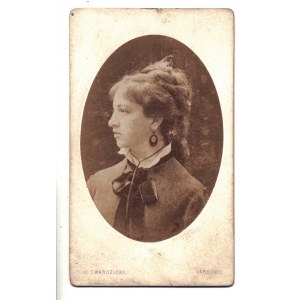Adolfina Zimajer (1852-1939) - aktorka, śpiewaczka operowa i operetkowa. Fot. W. Twardzicki w Warszawie...
