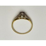 Gold ring with diamond