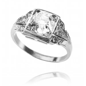 Bague avec un diamant de 1,95ct en or 0,585