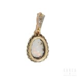 An opal pendant, late 19th century