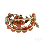 A Biedermeier coral foliate motif brooch, late 19th century