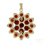 A garnet pendant, early 20th century