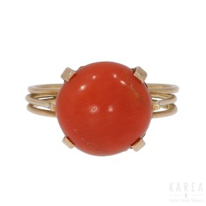 A coral set ring, Egypt, after 1940