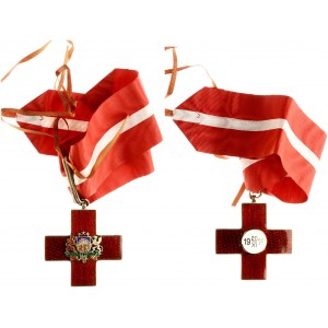 Latvia Red Cross (1918). An Honour Cross of the Red Cross; I Class; pre WW2. Weight approx: 46.65 g. Diameter: 49x45 mm...