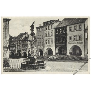 [LUBOMIERZ. Fontanna św. Maternusa] Liebenthal (Bez. Liegnitz). Lauben am Markt m. Maternus-Brunnen