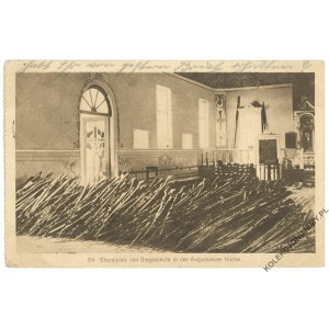 [AUGUSTÓW] Stapelplatz von Siegesbeute in der Augustowoer Kirche