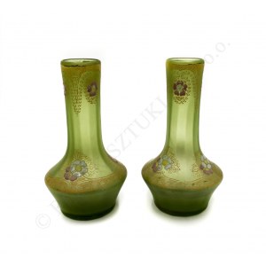 Stylized vases-pair