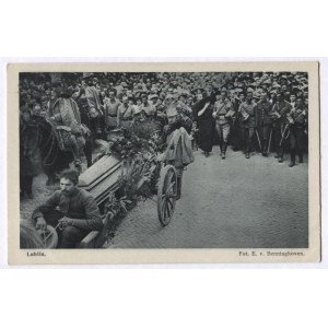 LUBLIN. (6. VIII. 1915 r.). Manifestacyjny pogrzeb ś.p. Jana Wojtkiewicza, podpor. 1 szwadronu kaw. Leg....