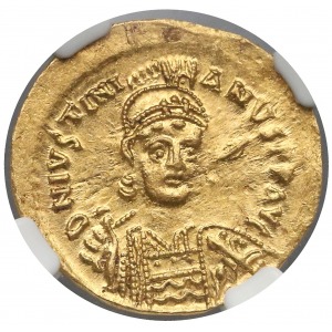 Justynian I (527-565) Solidus