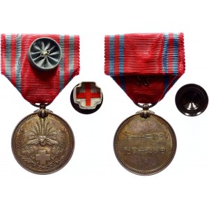 Japan Red Cross Society Life Membership Medal with Matching Buttonhole Rosette 1940