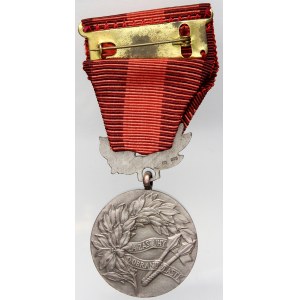 Medaile Za zásluhy o obranu vlasti, II. vydání po r. 1960. Ag 0.925, stuha, etue. VM-43, SN-144